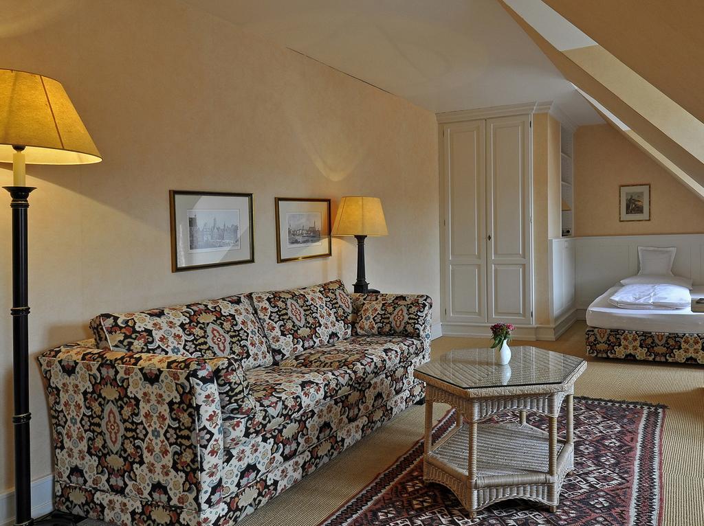 Herrenhaus Von Loew บัดเนาไฮม์ ภายนอก รูปภาพ
