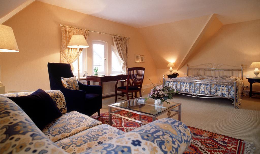 Herrenhaus Von Loew บัดเนาไฮม์ ภายนอก รูปภาพ