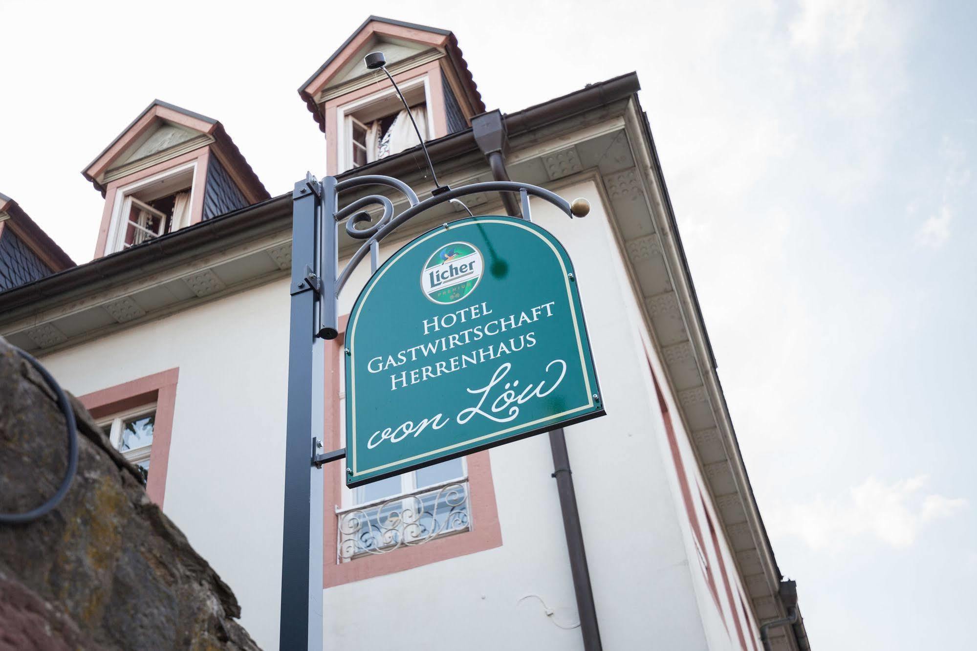 Herrenhaus Von Loew บัดเนาไฮม์ ภายนอก รูปภาพ