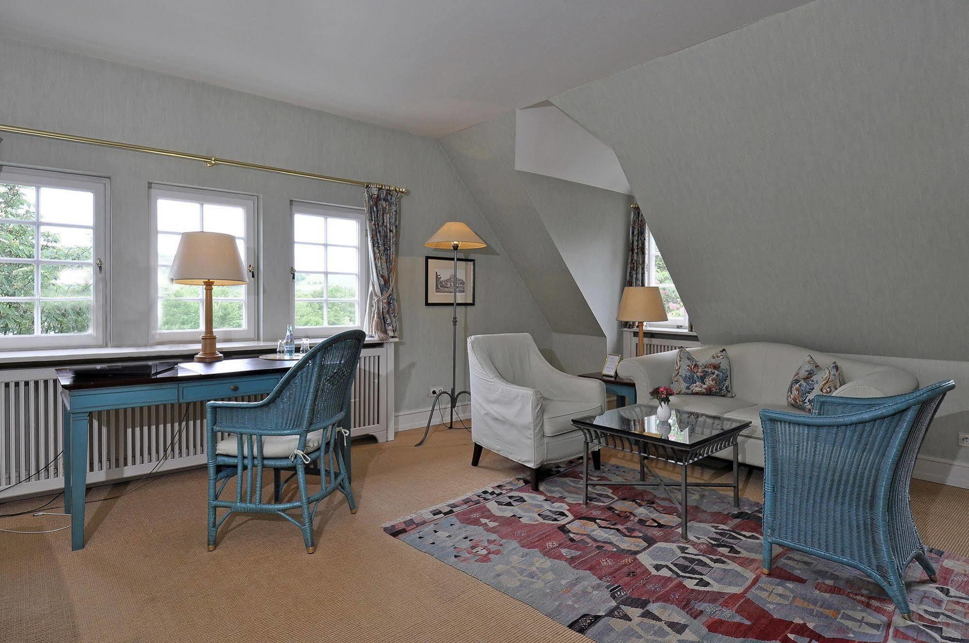 Herrenhaus Von Loew บัดเนาไฮม์ ภายนอก รูปภาพ