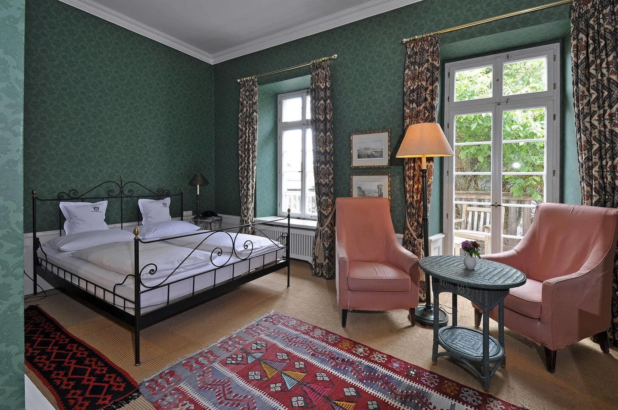 Herrenhaus Von Loew บัดเนาไฮม์ ภายนอก รูปภาพ