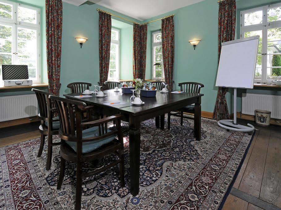 Herrenhaus Von Loew บัดเนาไฮม์ ภายนอก รูปภาพ